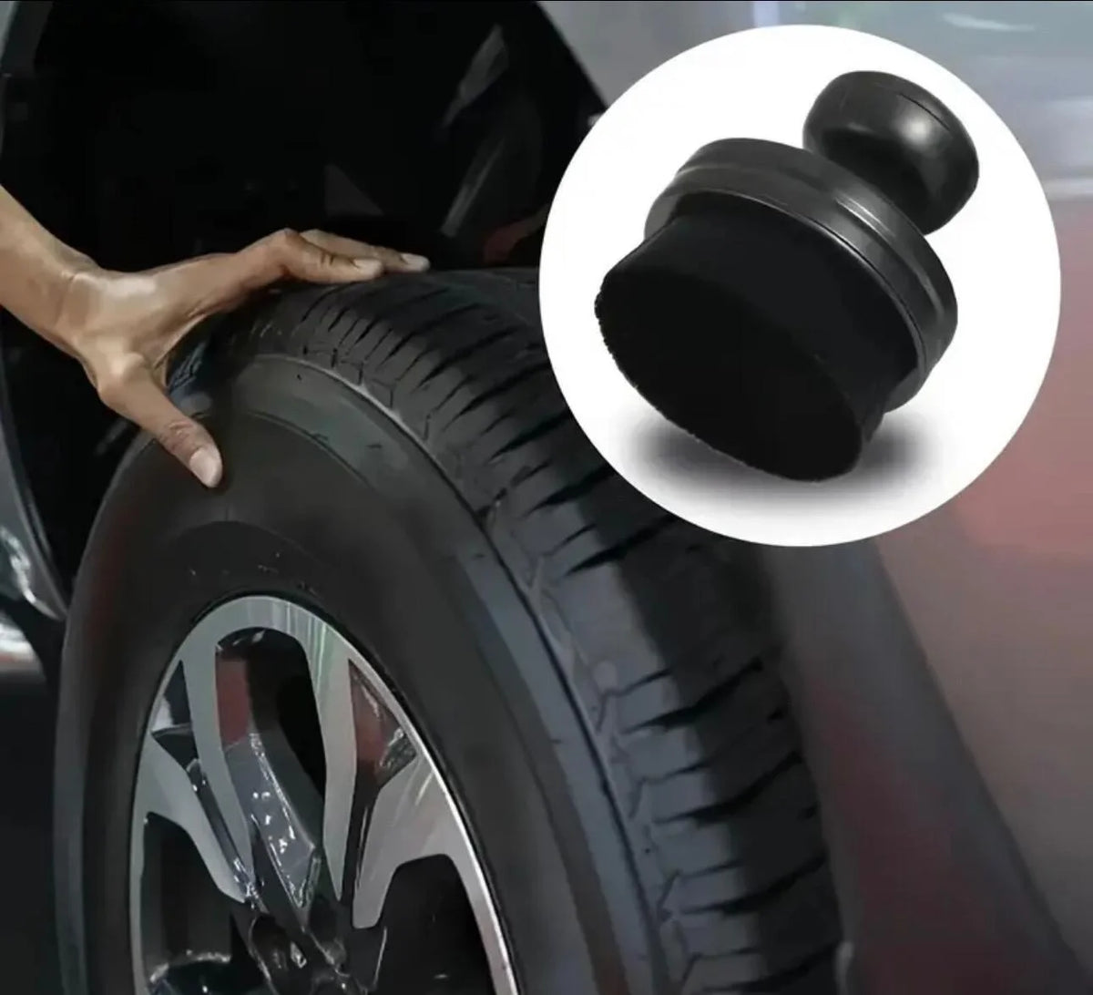 Tyre shine applicator