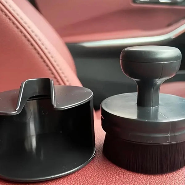 Tyre shine applicator