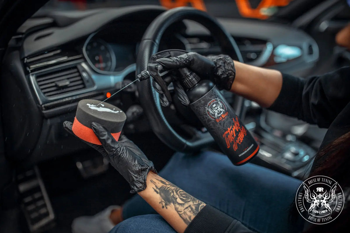Bad Boys Interior Dressing | Cola
