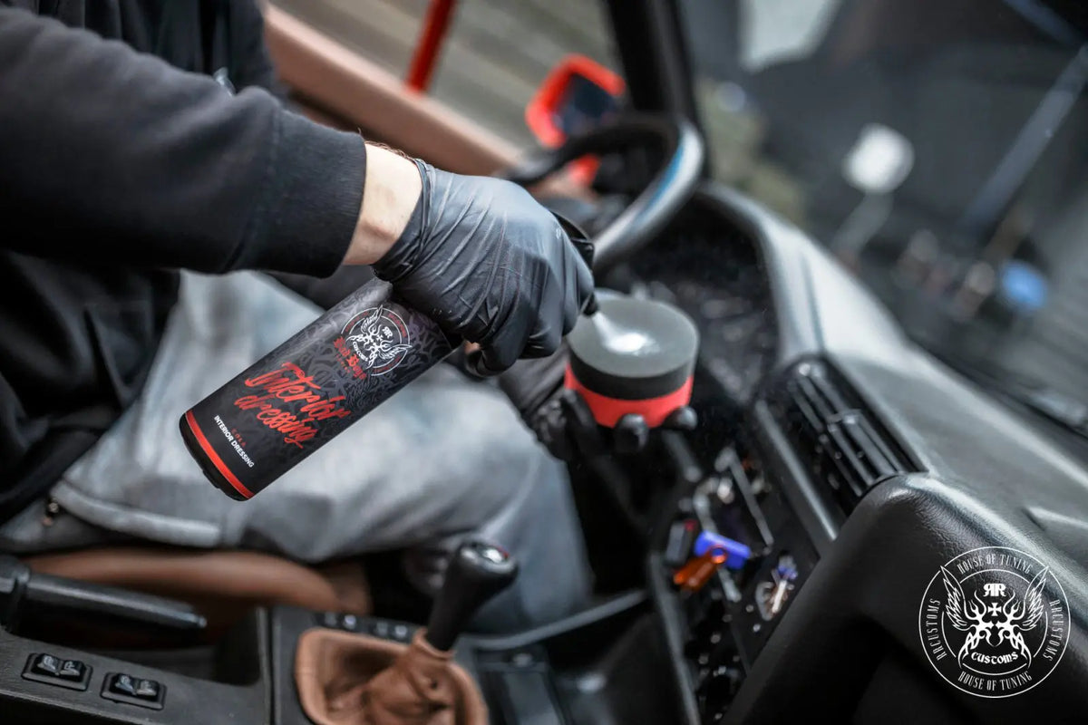 Bad Boys Interior Dressing | Cola