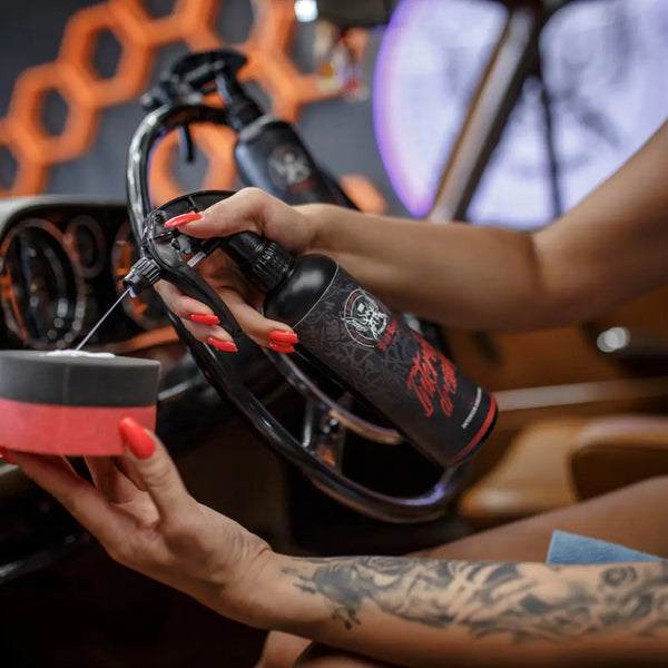 Bad Boys Interior Dressing | Cola