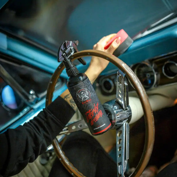 Bad Boys Interior Dressing | Cola